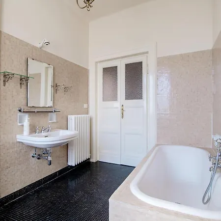 I Tigli - By Myhomeincomo Apartment *