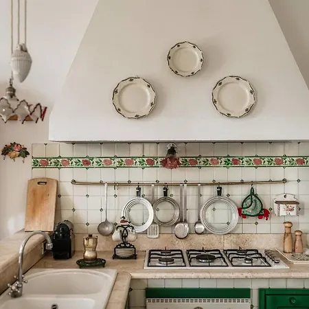 I Tigli - By Myhomeincomo Brunate