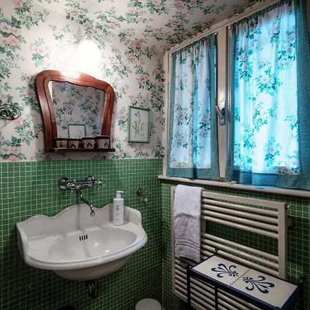 Apartment I Tigli - By Myhomeincomo *
